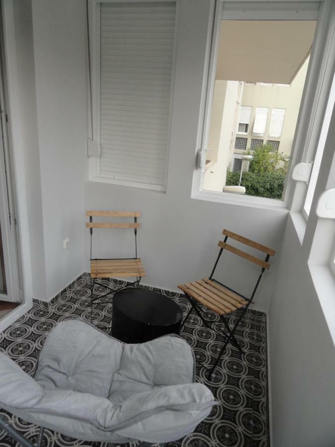 Ideal Location Split Apartments Esterno foto